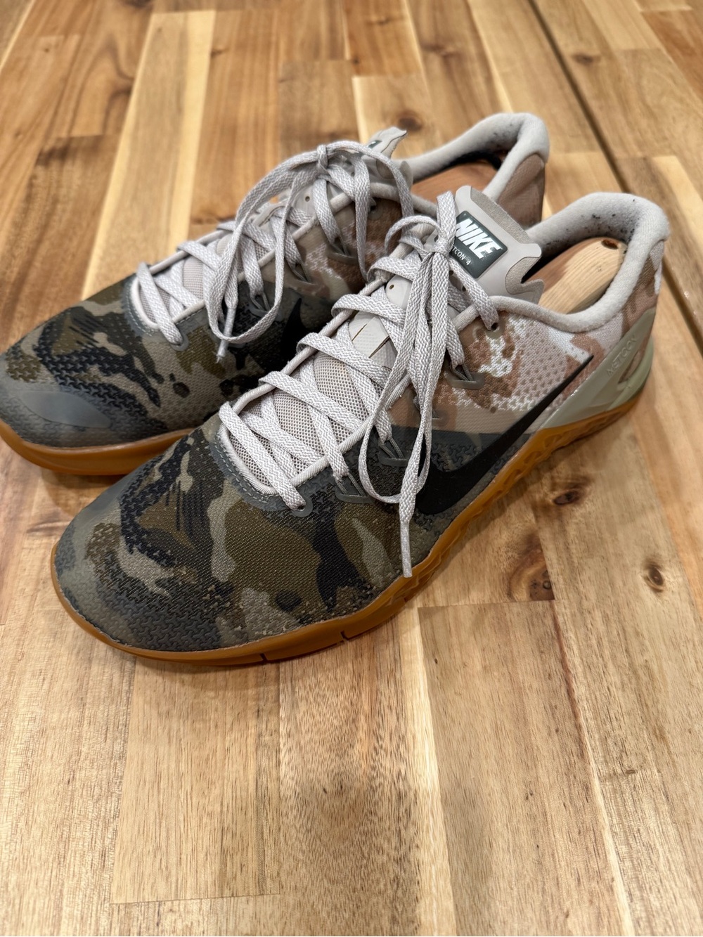 Mens Nike free Metcon Training Shoes in Olive/tan camo